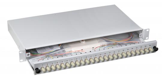 Spleißbox ST/ST 50/125µ a. 6 Pig/KupplPigtails spleißfertig abgesetzt 