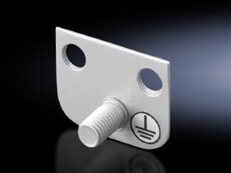 Zentraler Erdungspunkt, am vertikalen und horizontalen Schrankprofil 